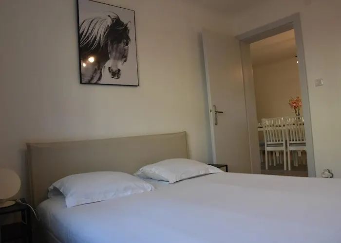 Le Nid Des Cigognes Avec Terrace Apartmán *