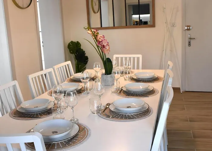 Le Nid Des Cigognes Avec Terrace Apartmán *